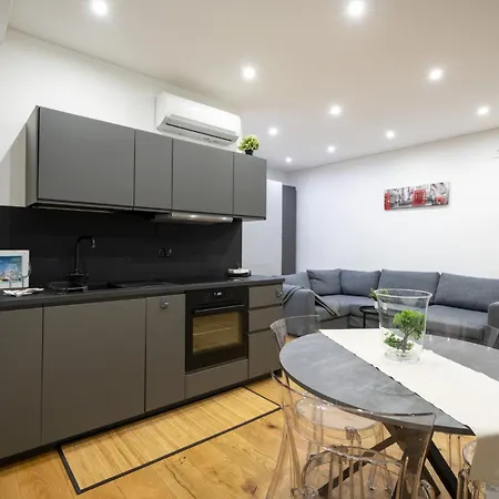 Apartment Sparano Mood 170